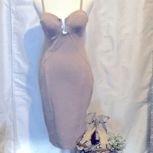 Charlotte Russe M bodycon, like new🤩😍💃🏻